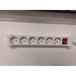 Priz Duvara Sabitleme Aparatı