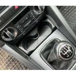 Audi A3 Bardak Tutucu Şık ve Dayanıklı