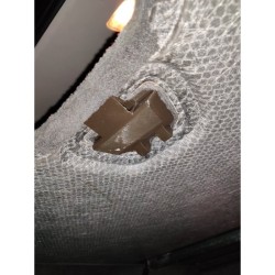 Volvo Bagaj Tabanı Tutacağı